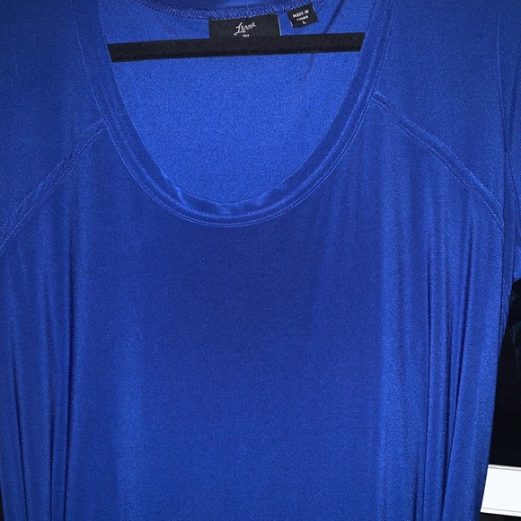 COPY - Nina Leonard with colorful scarf L - Picture 3 of 15